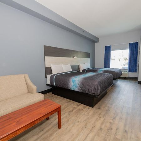 Jamestown Inn & Suites Riverdale Ngoại thất bức ảnh