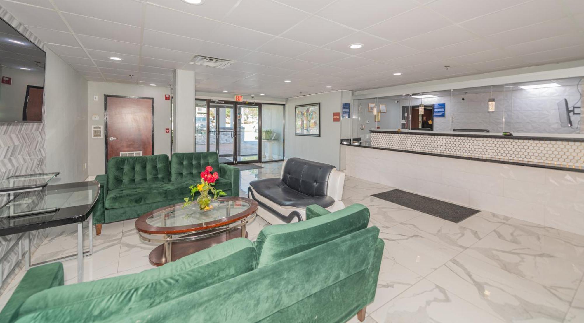Jamestown Inn & Suites Riverdale Ngoại thất bức ảnh